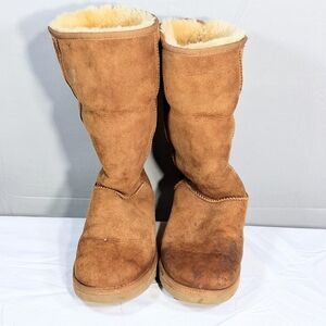 Ugg Women's Size 8 High Shearling Sheepskin Desert Tan Chestnut Boots